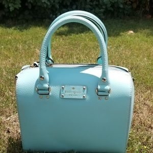 Kate Spade Alessa Wellesley Leather Satchel
Style